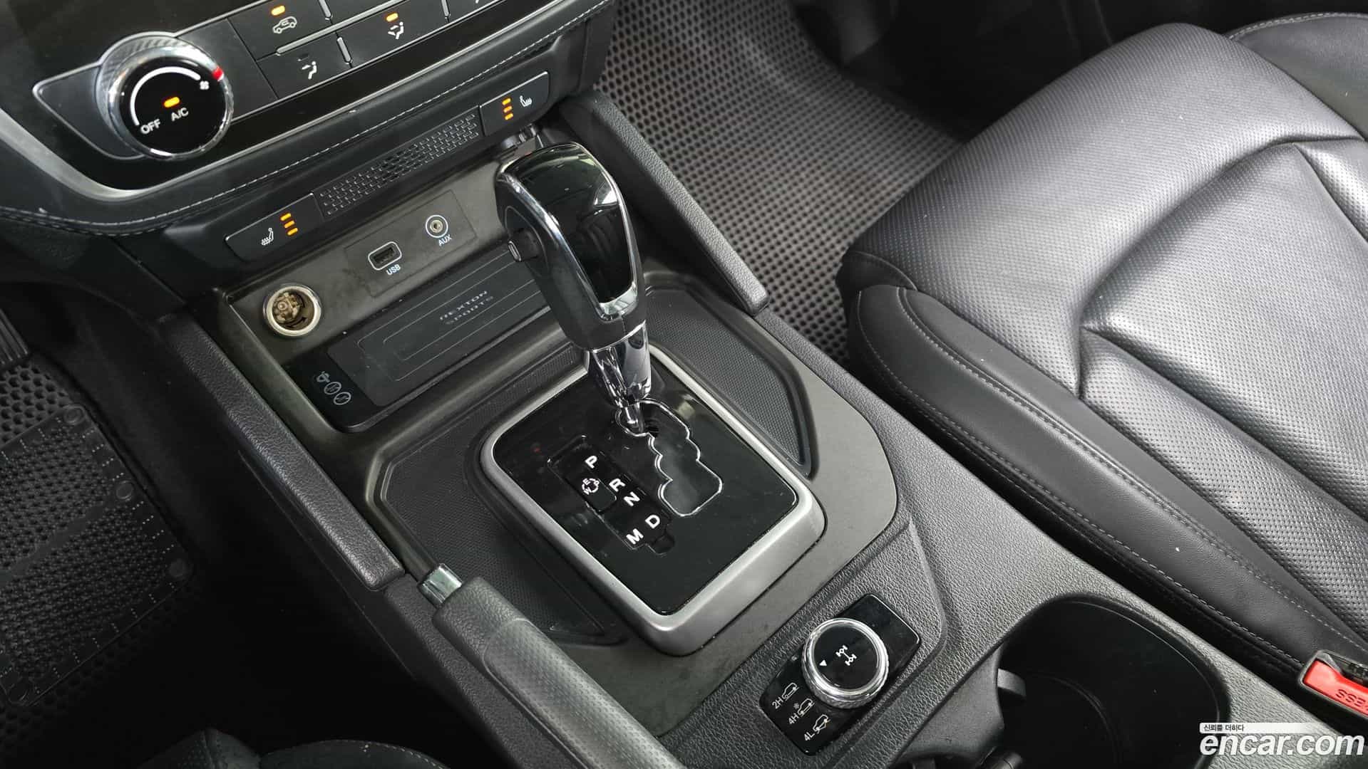 Rexton KG Mobility 2018.11-INNER-009