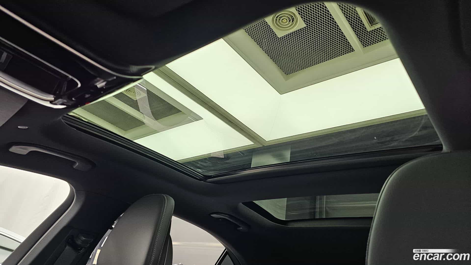 C-Class Mercedes-Benz 2024.9-OPTION-022