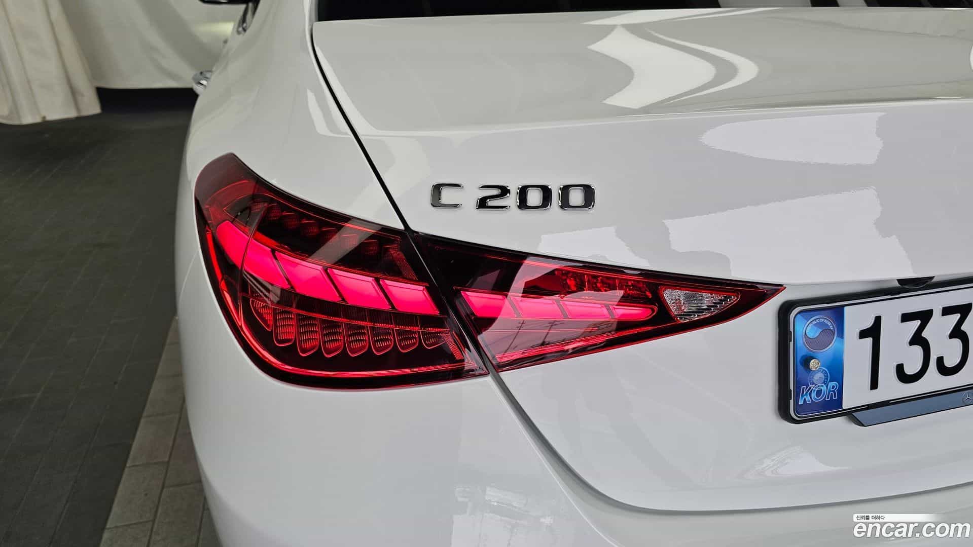 C-Class Mercedes-Benz 2024.9-OUTER-033