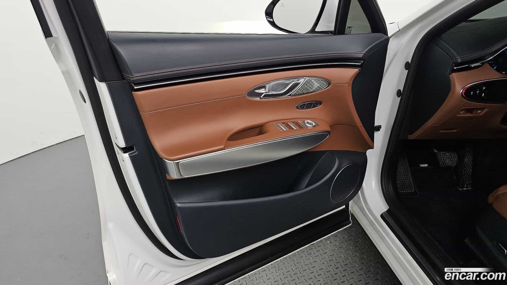 GV70 Genesis 2022.4-INNER-034
