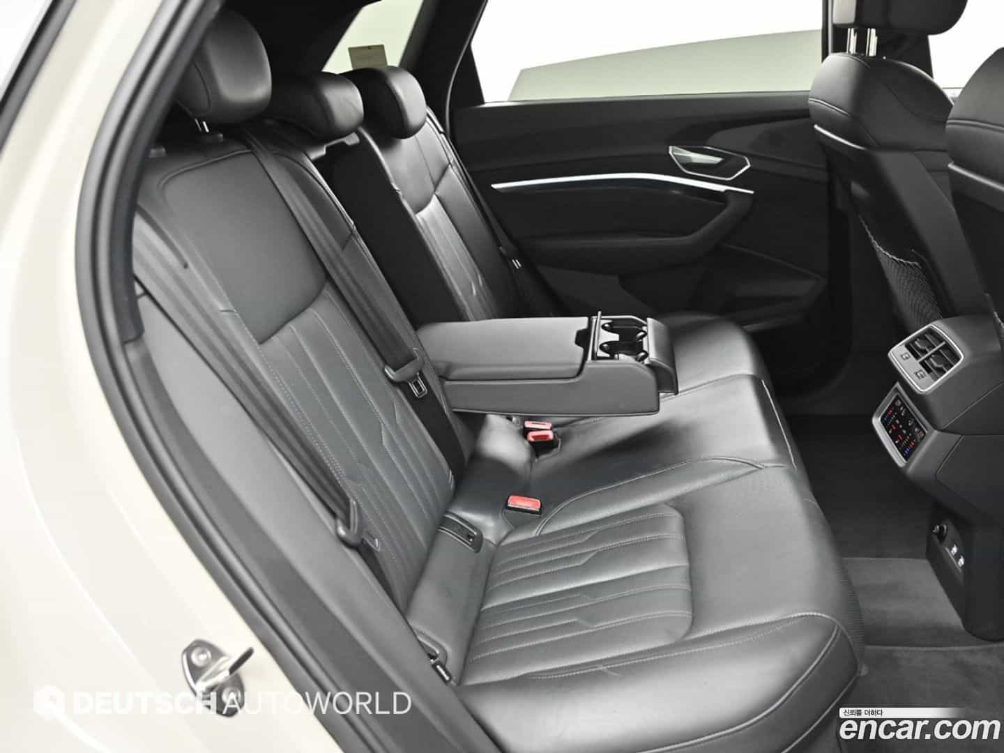 e-tron Audi 2020.6-OPTION-016