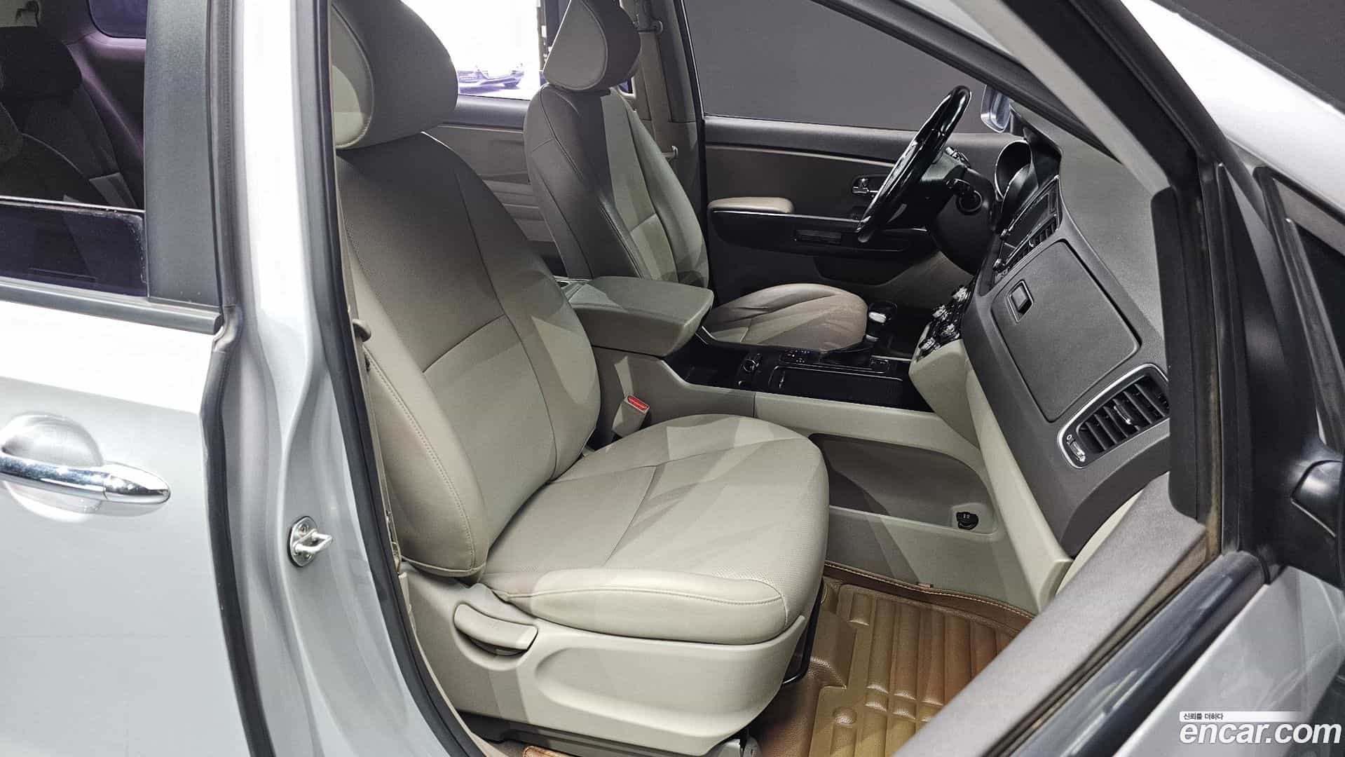 Canival Kia 2017.1-OPTION-015
