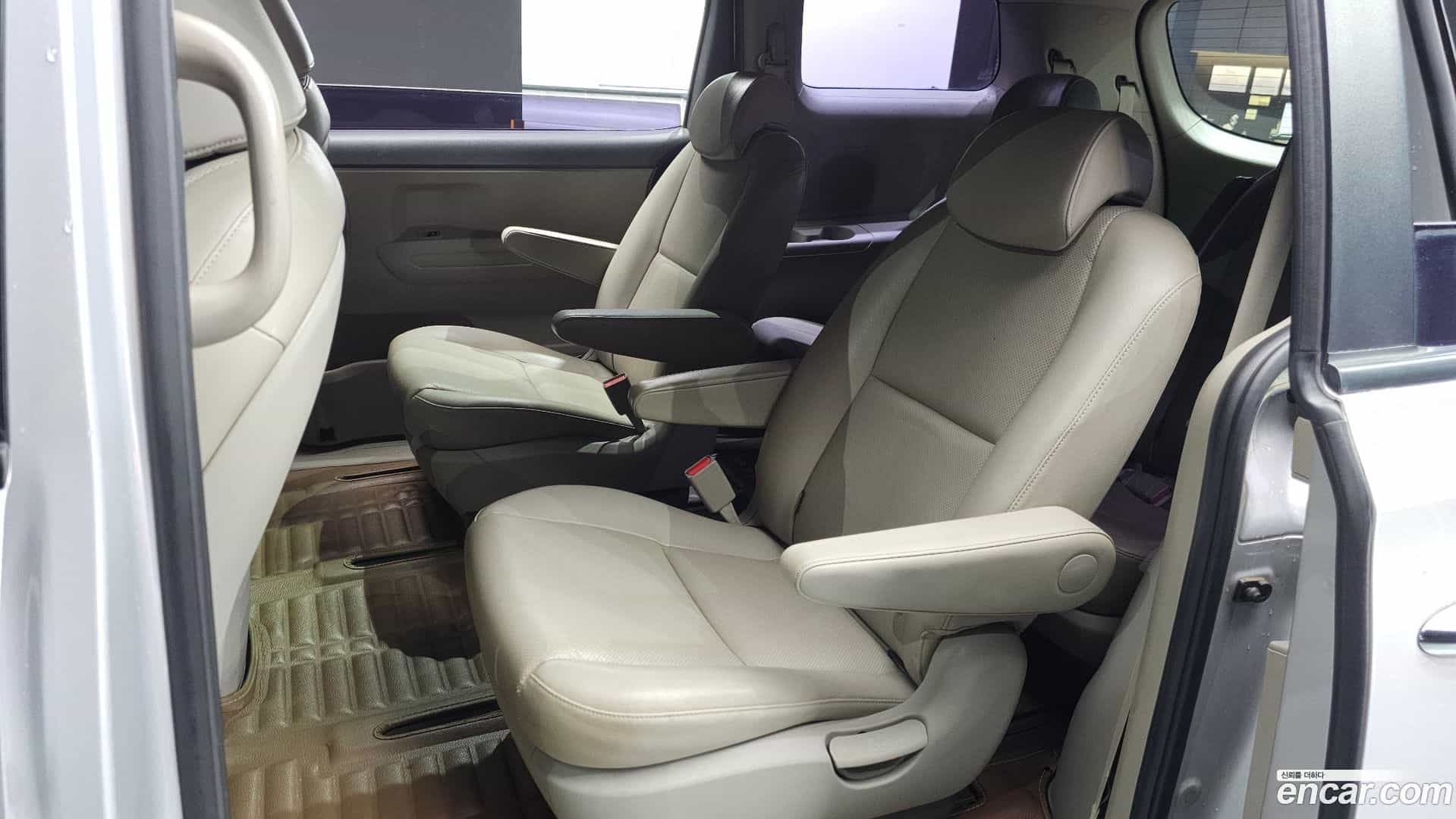 Canival Kia 2017.1-OPTION-016