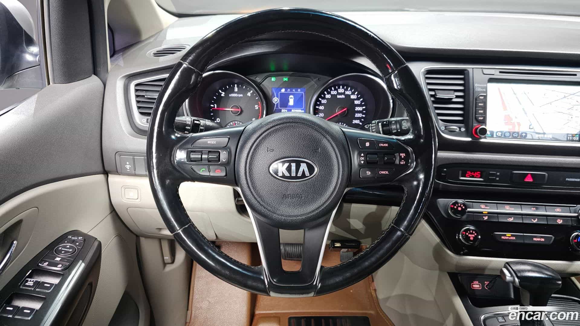 Canival Kia 2017.1-OPTION-017