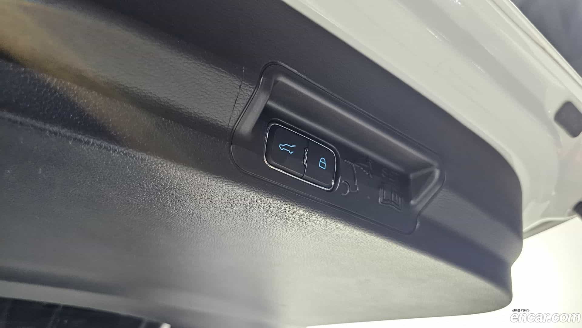 Explorer Ford 2021.2-OPTION-023