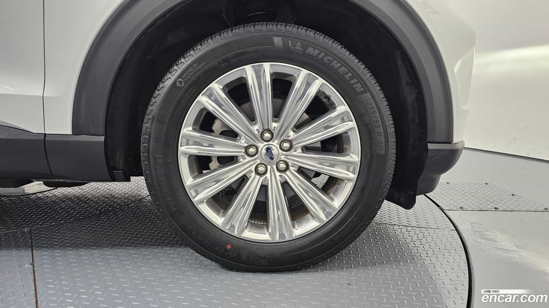 Explorer Ford 2021.2-OUTER-031
