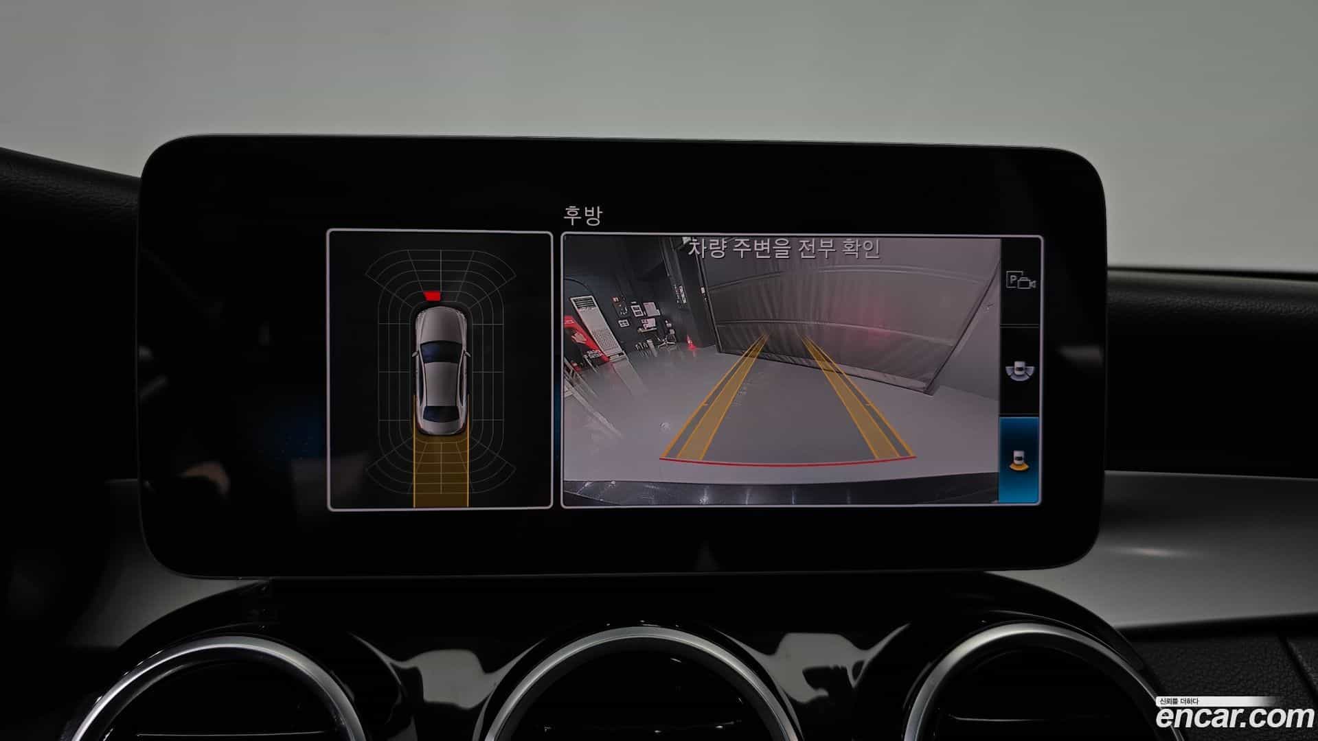C-Class Mercedes-Benz 2020.6-OPTION-018