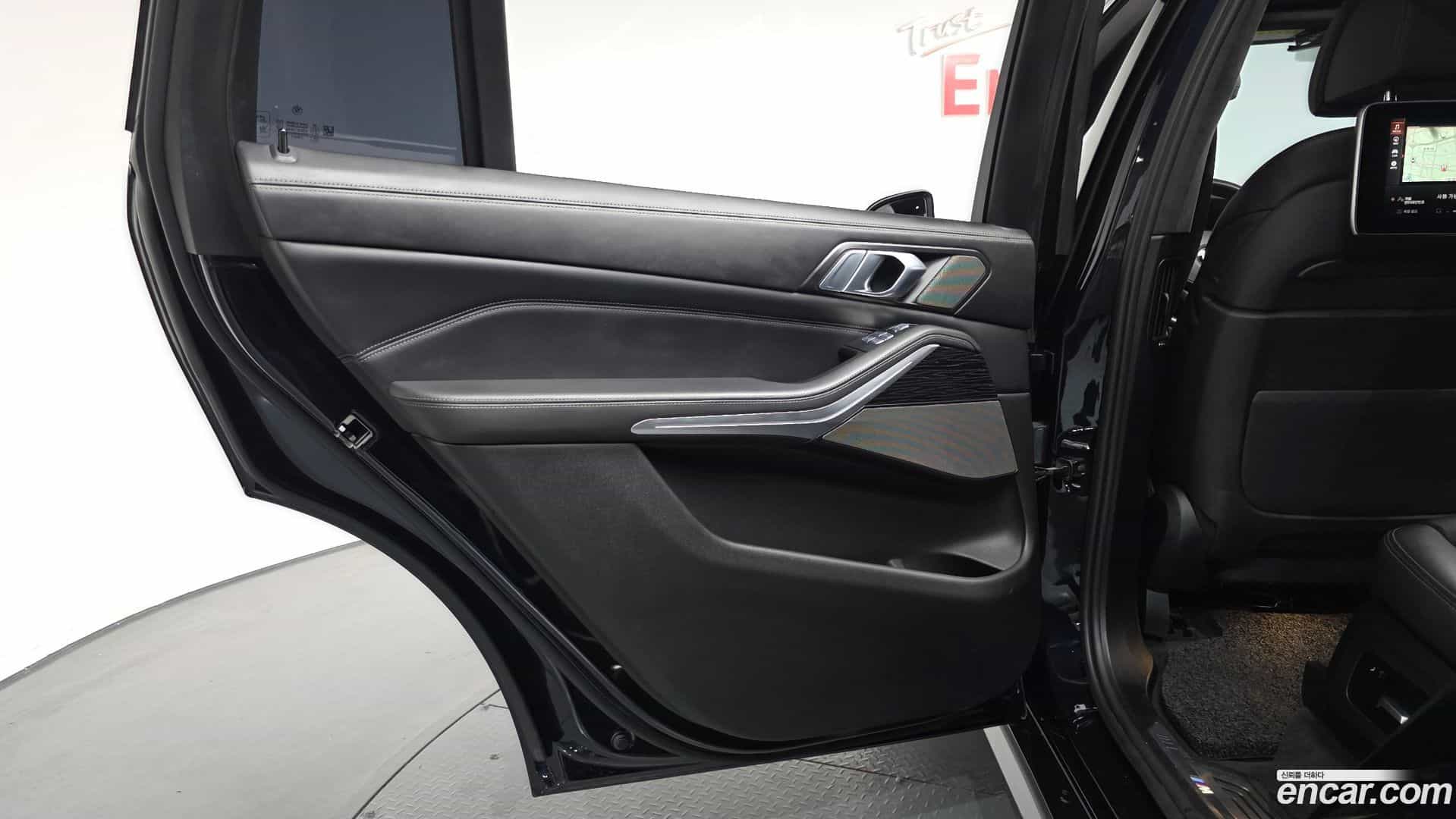 X7 BMW 2020.3-INNER-035