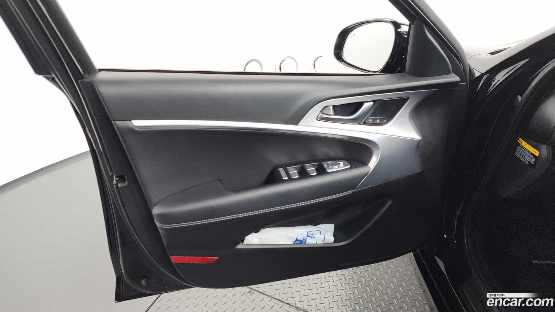 G70 Genesis 2020.5-INNER-034
