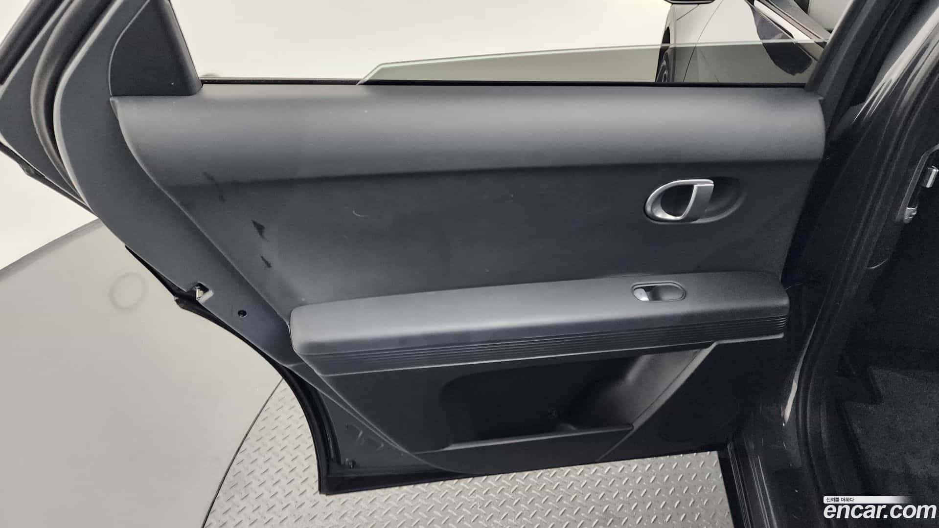Ioniq5 Hyundai 2023.4-INNER-035
