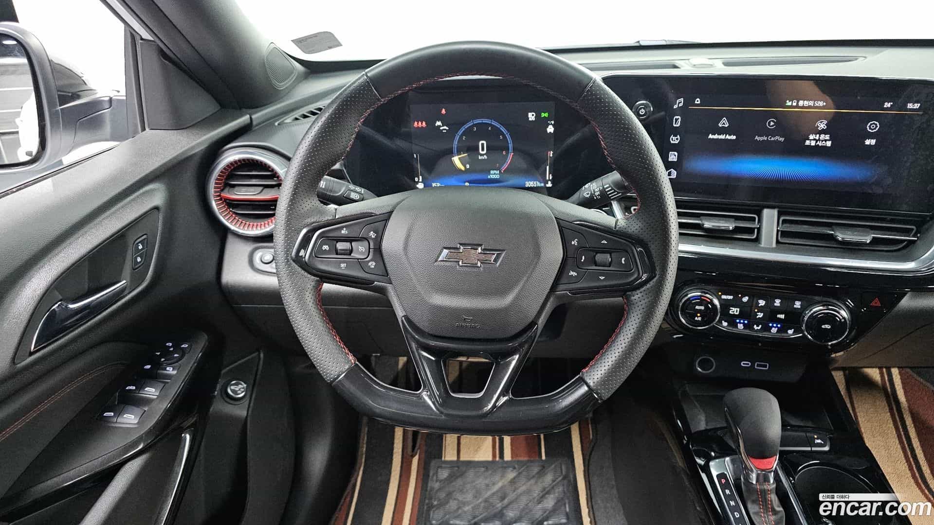 Trax Chevrolet 2023.3-OPTION-017
