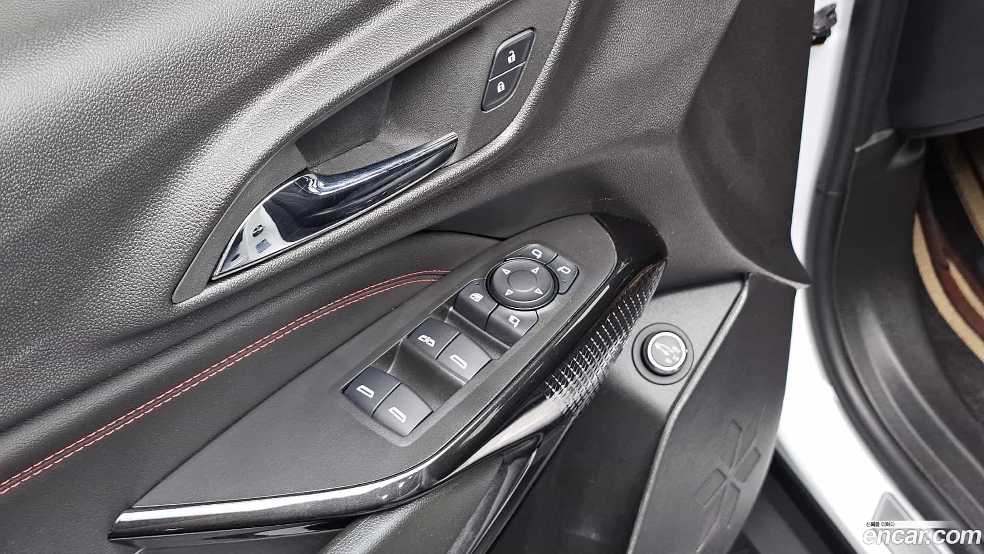 Trax Chevrolet 2023.3-OPTION-023