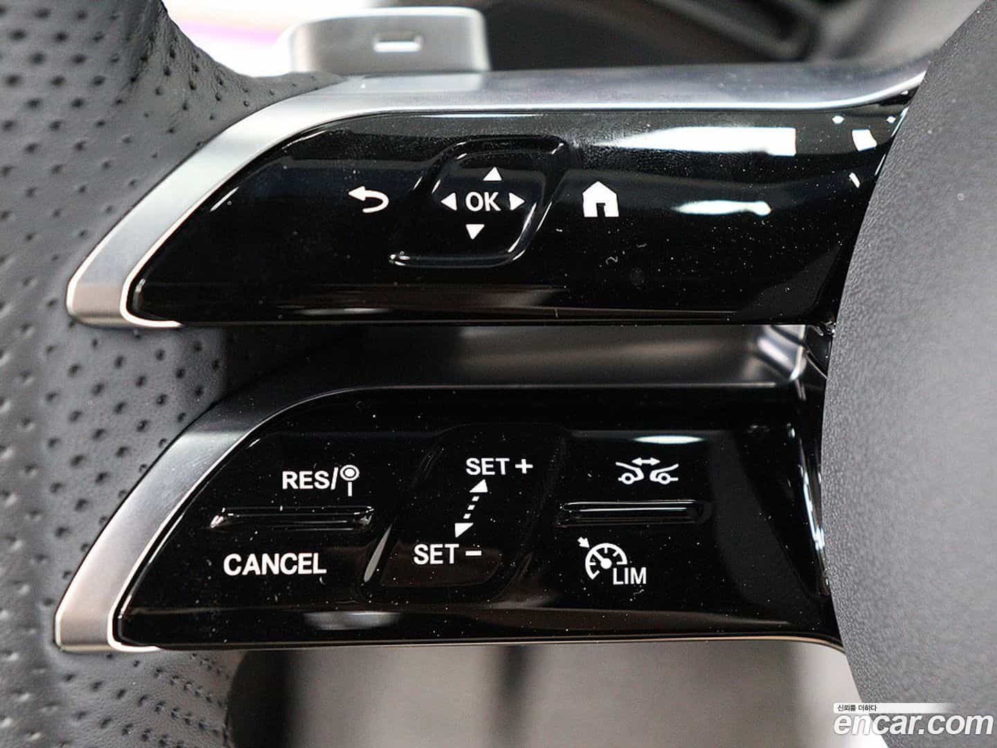 CLE-Class Mercedes-Benz 2026.2-OPTION-015