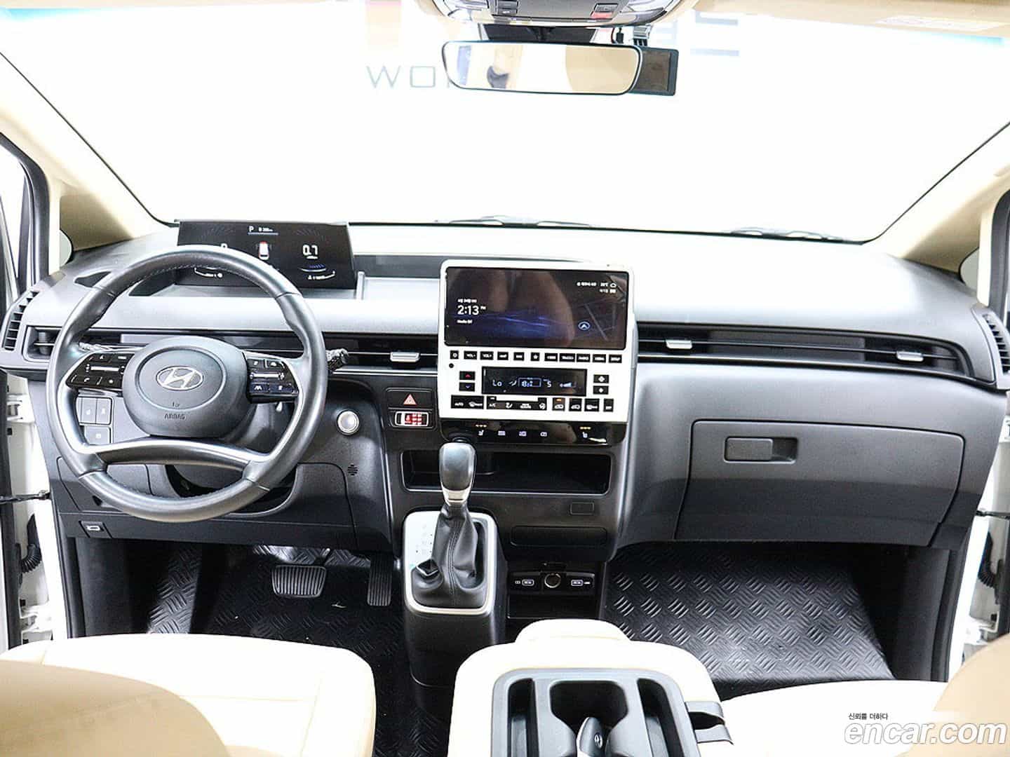 Staria Hyundai 2022.7-OPTION-019
