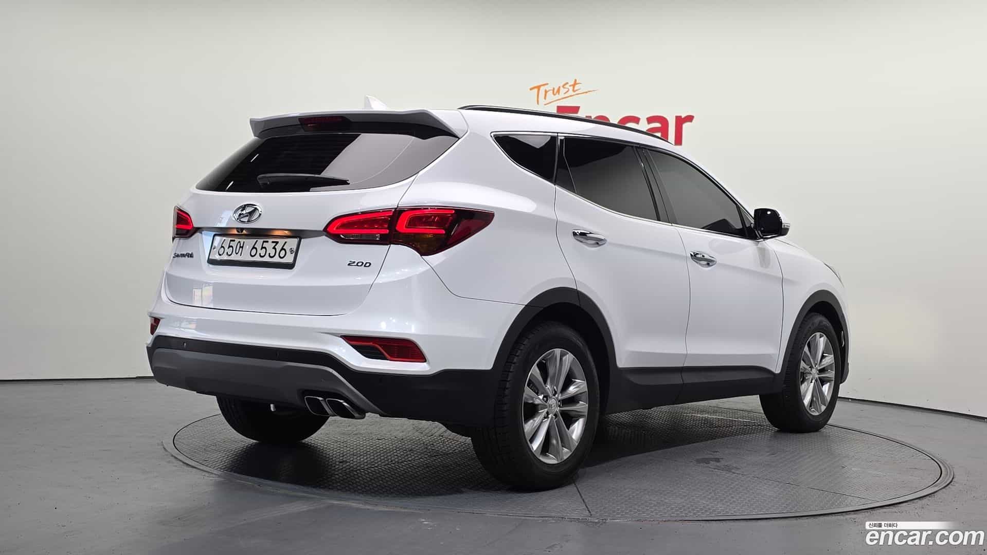 Santafe Hyundai 2018.3-OUTER-002