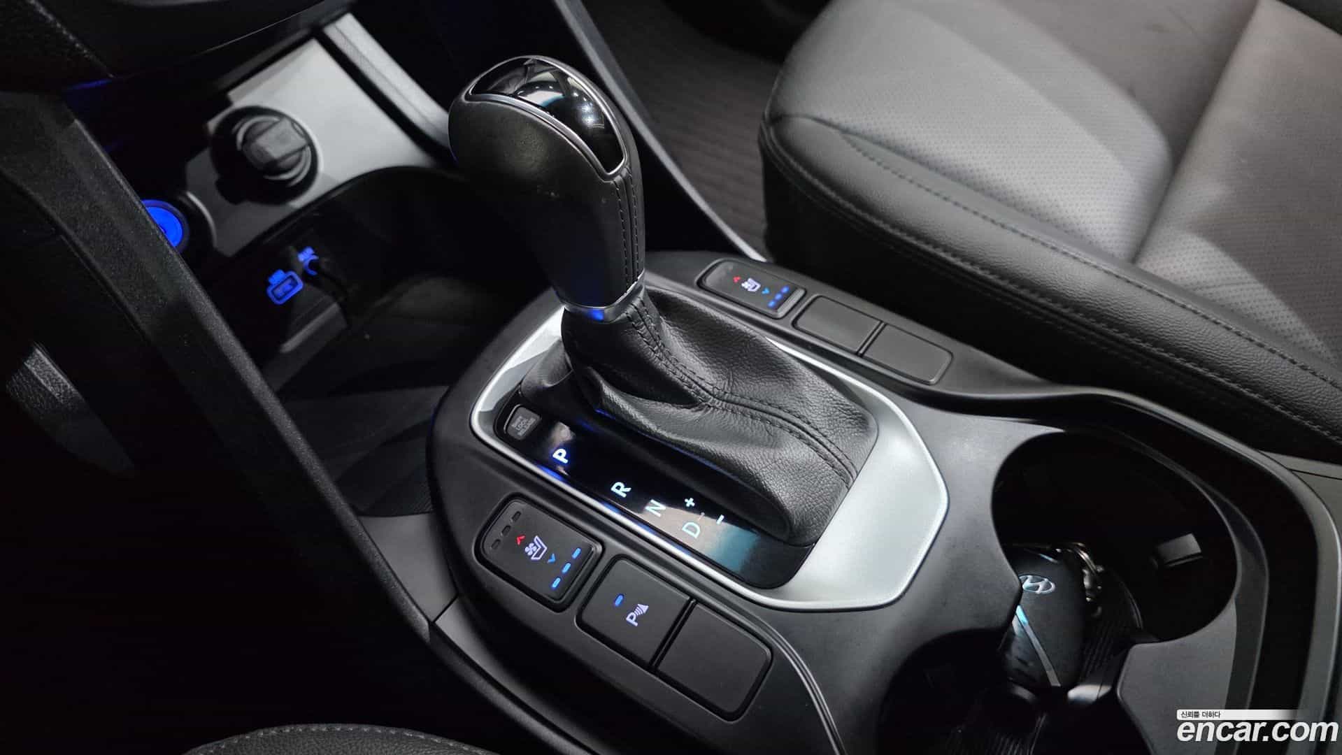 Santafe Hyundai 2018.3-INNER-009