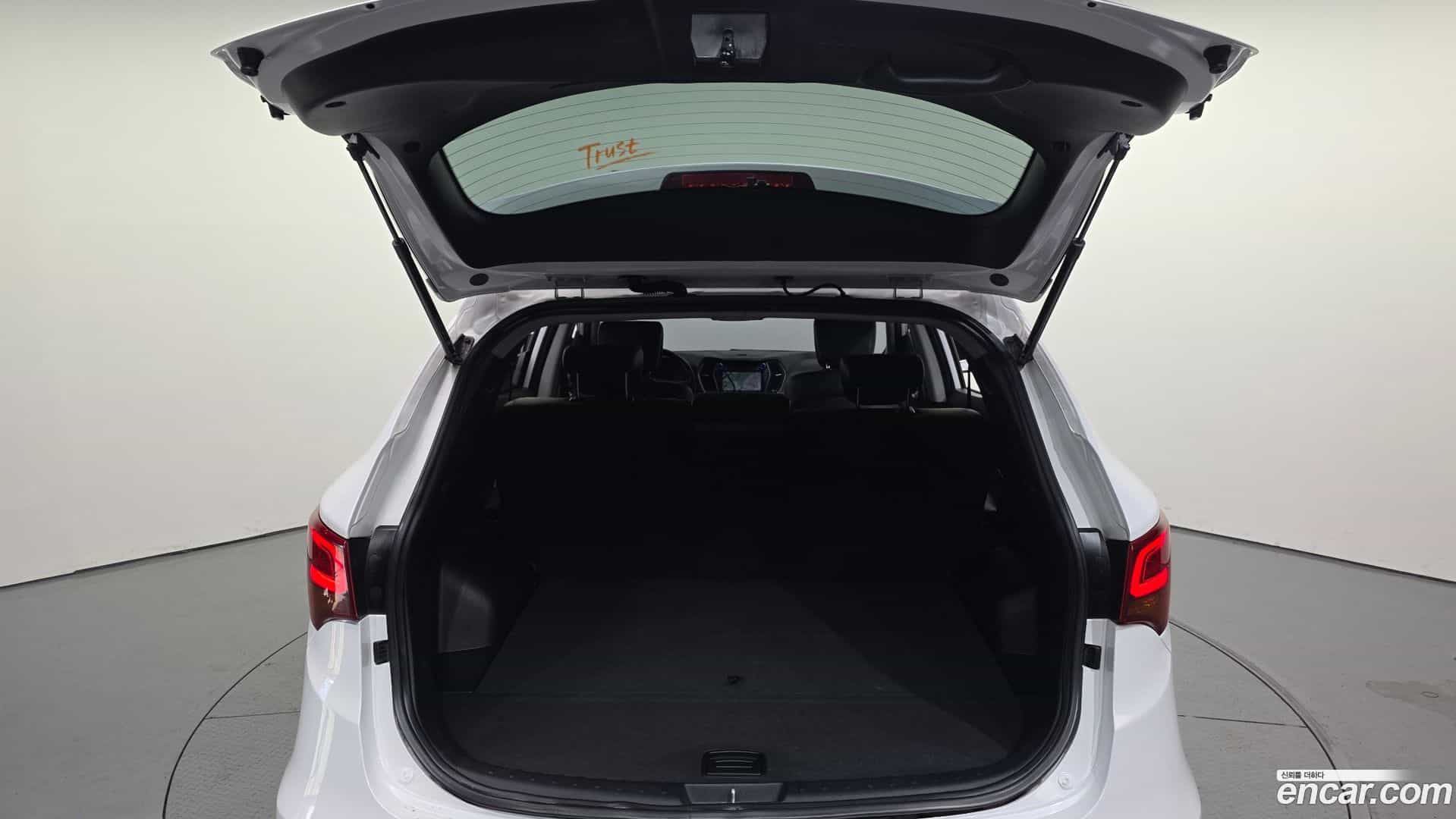 Santafe Hyundai 2018.3-OPTION-024