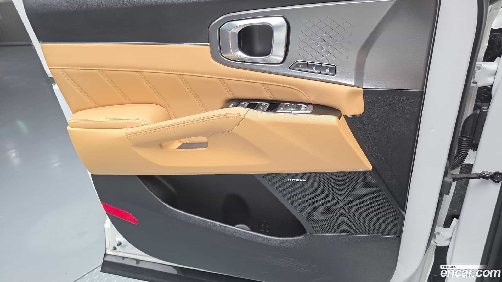 Sorento Kia 2021.3-INNER-034