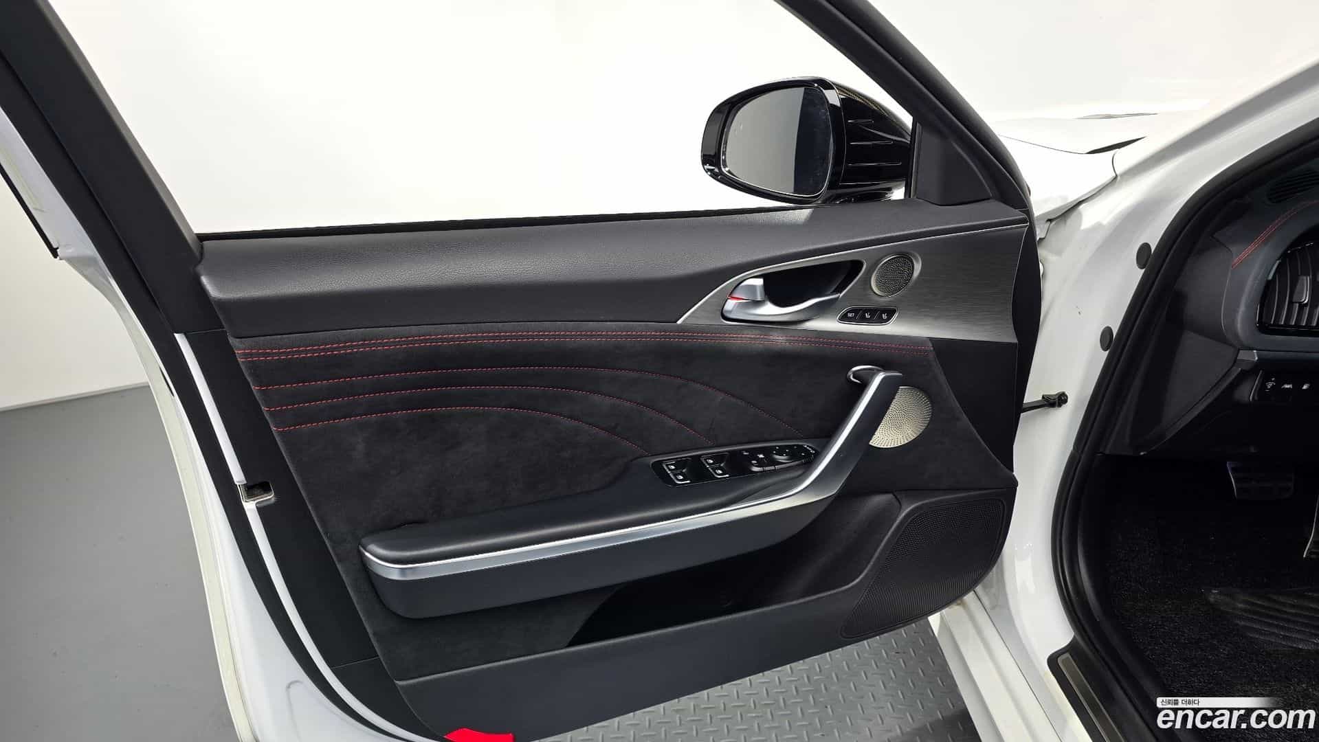 Stinger Kia 2020.8-INNER-034