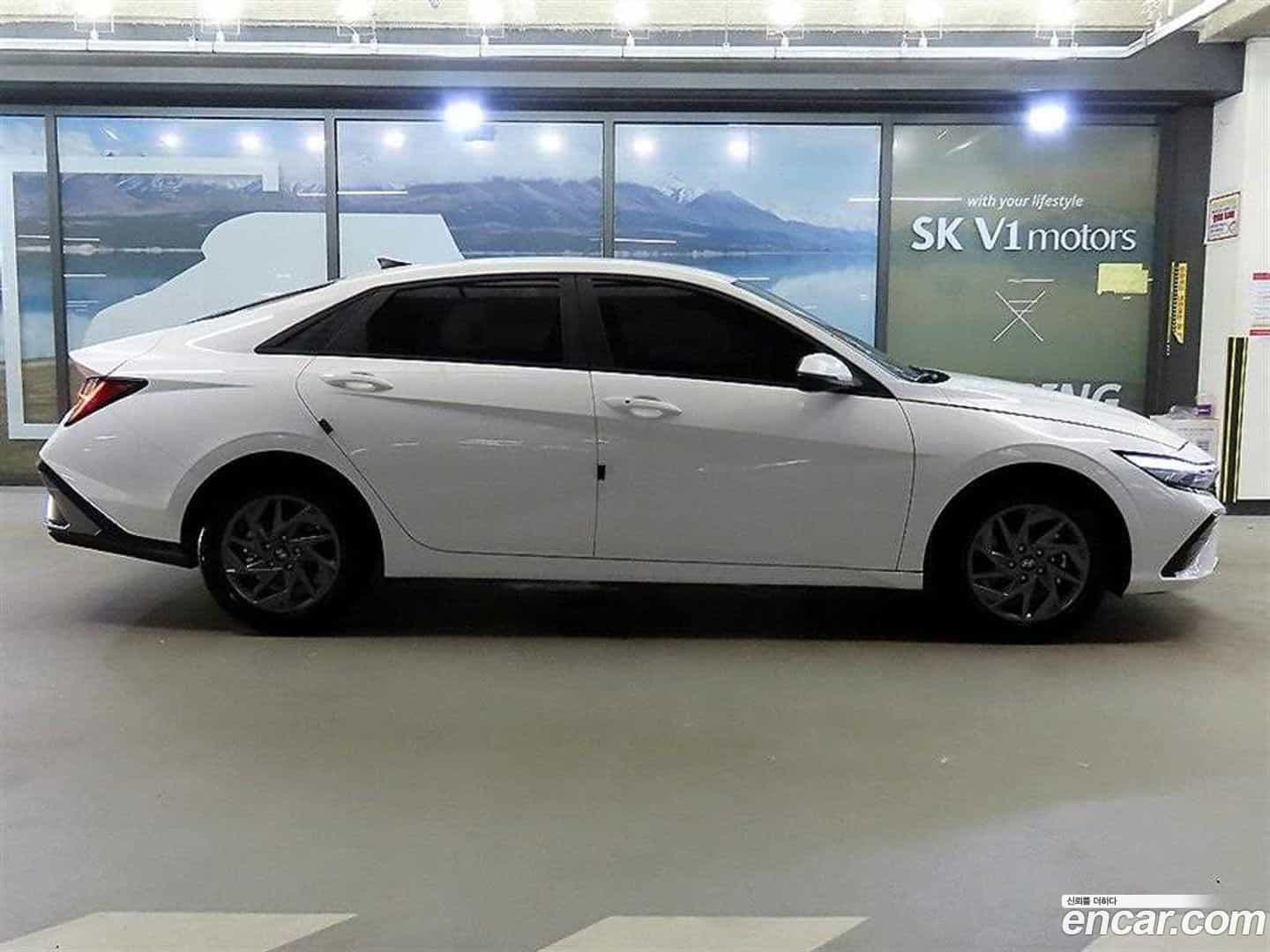 AVANTE Hyundai 2024.1-OUTER-003