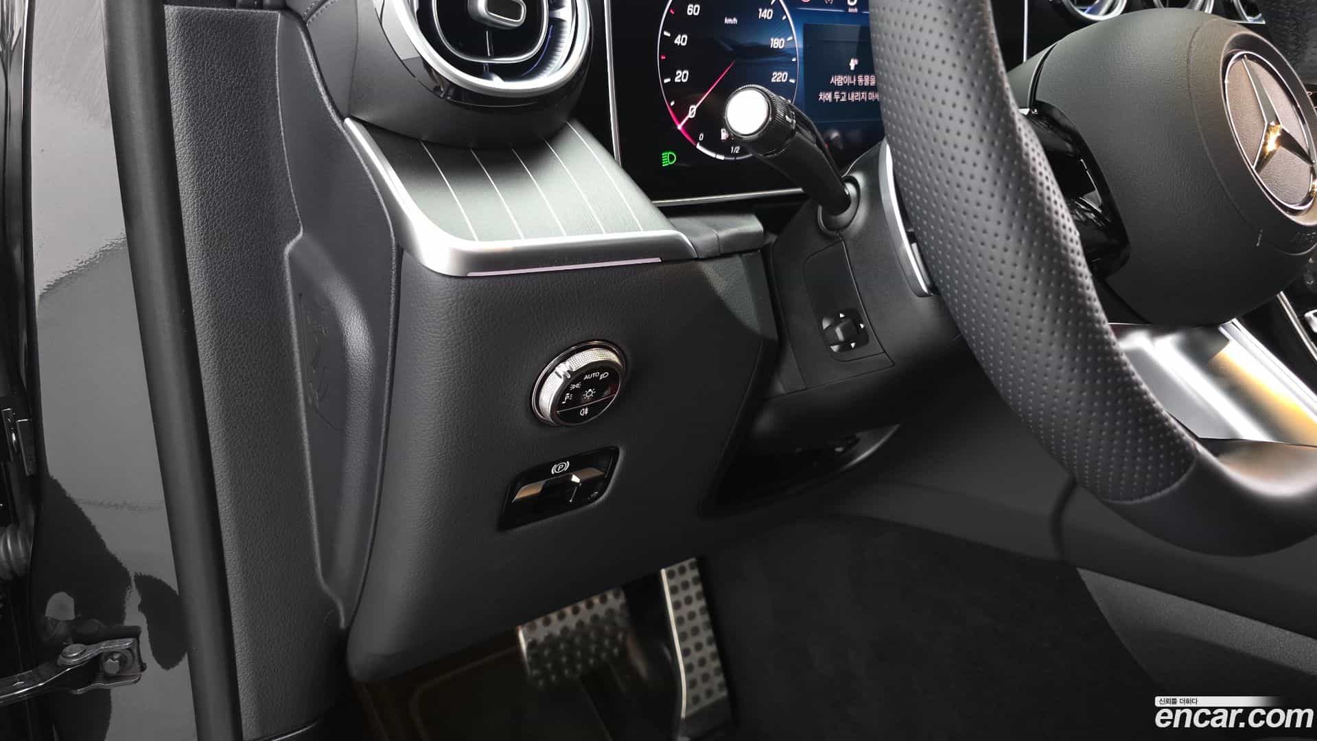 GLC-Class Mercedes-Benz 2025.7-OPTION-017