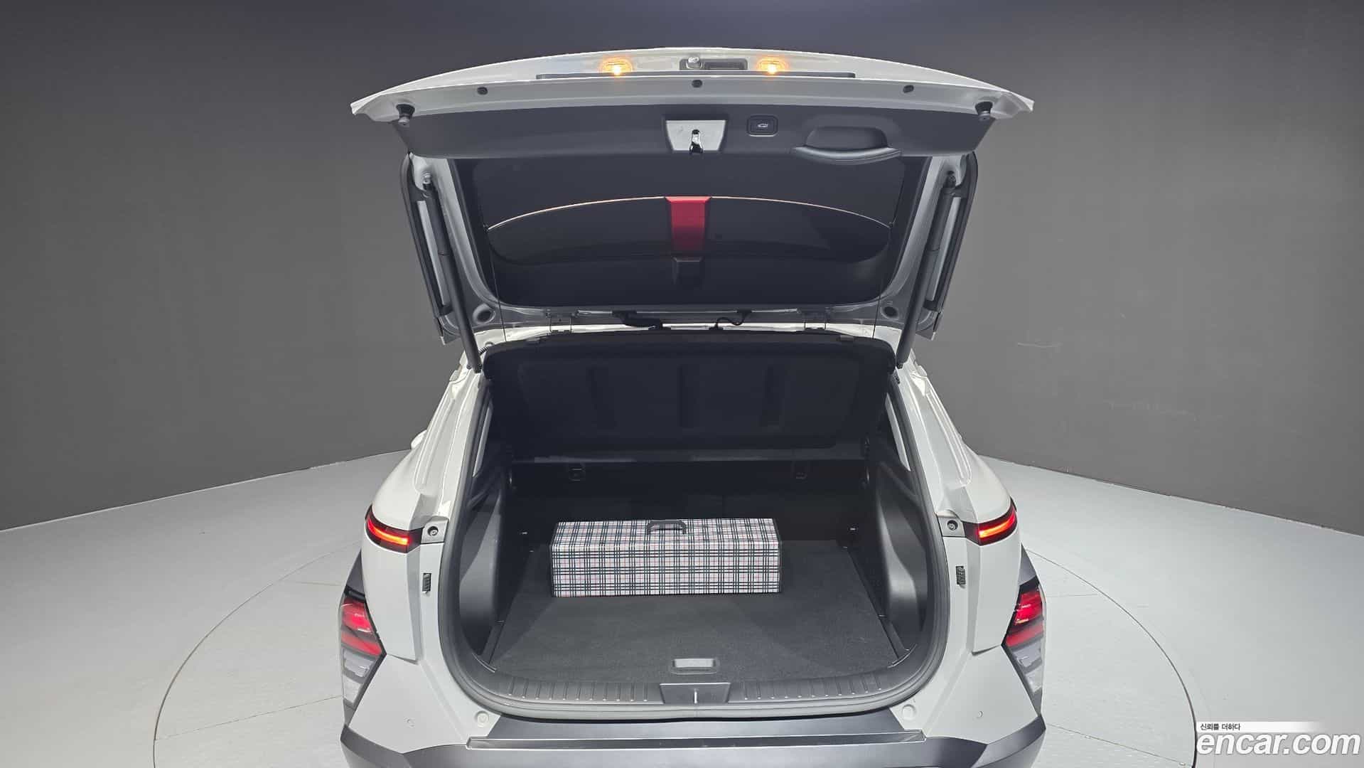 Kona Hyundai 2025.0-OPTION-024