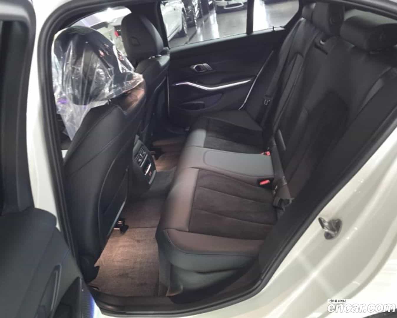 3-Series BMW 2022.4-INNER-010