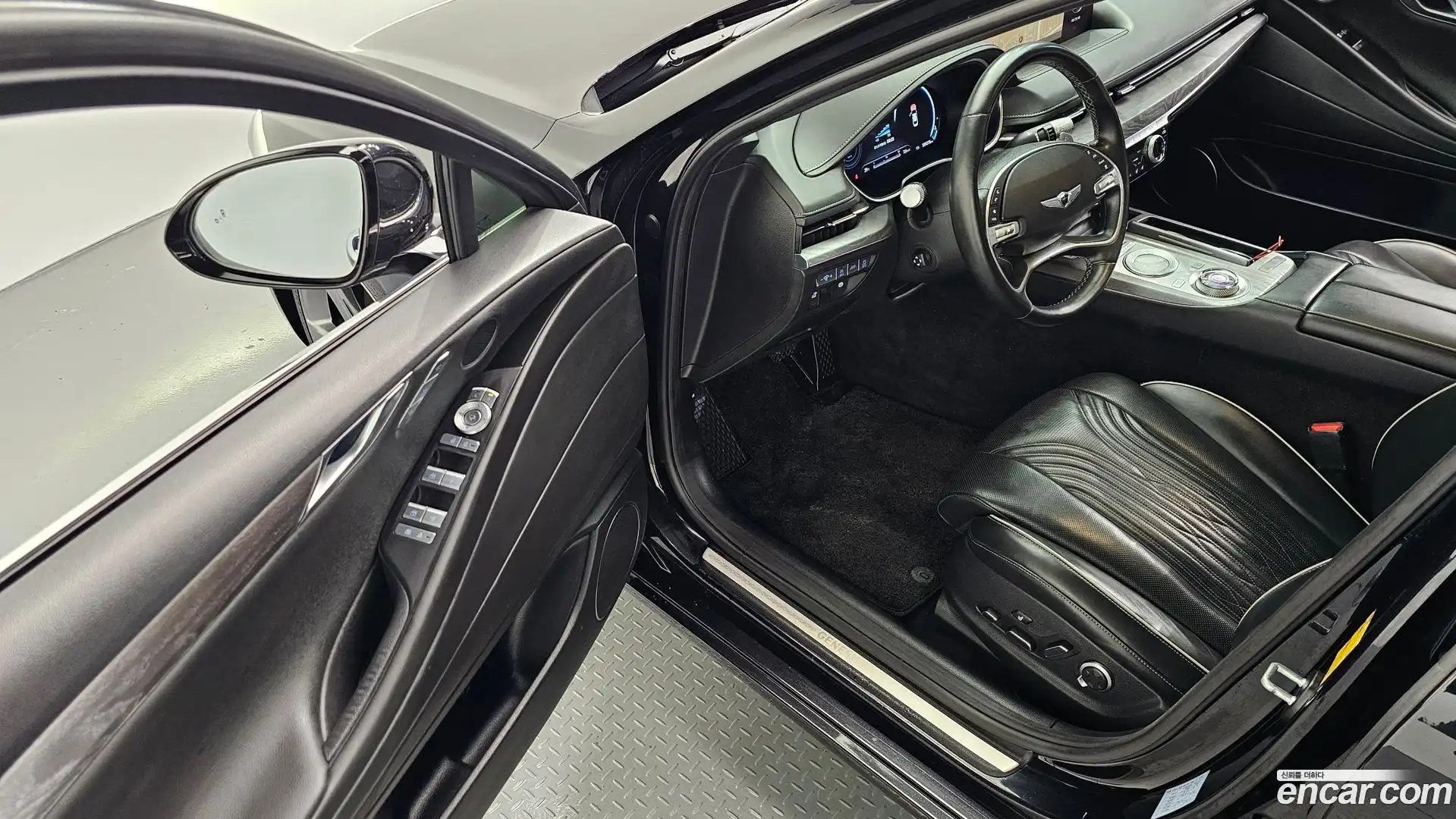 G80 Genesis 2020.6-INNER-010