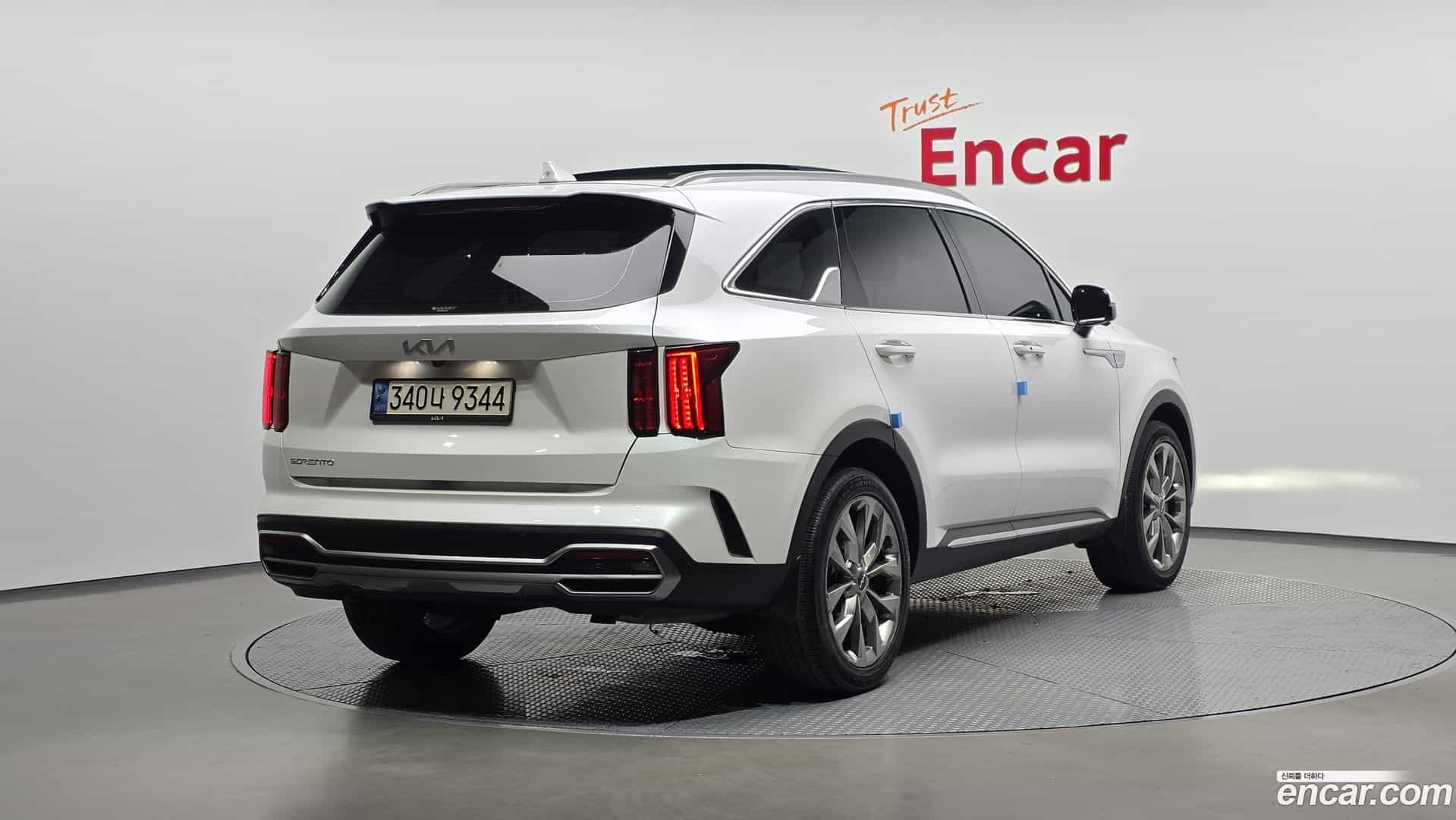Sorento Kia 2023.0-OUTER-002