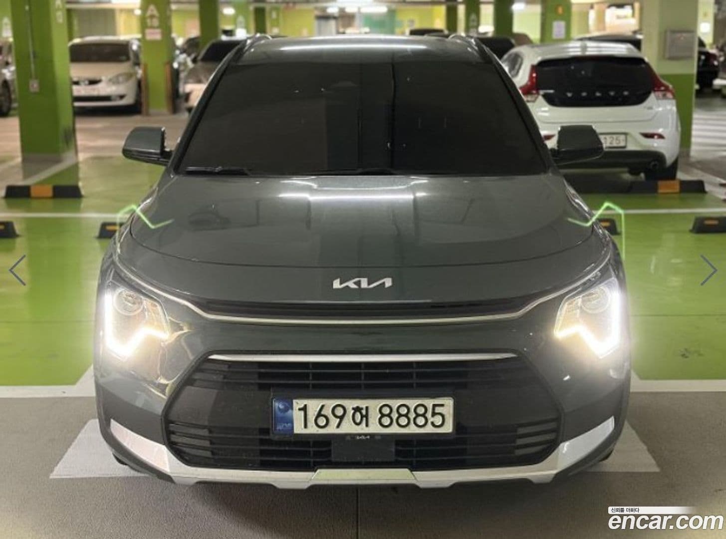 Main__Slider__Photo:Niro Kia 2022.5-0