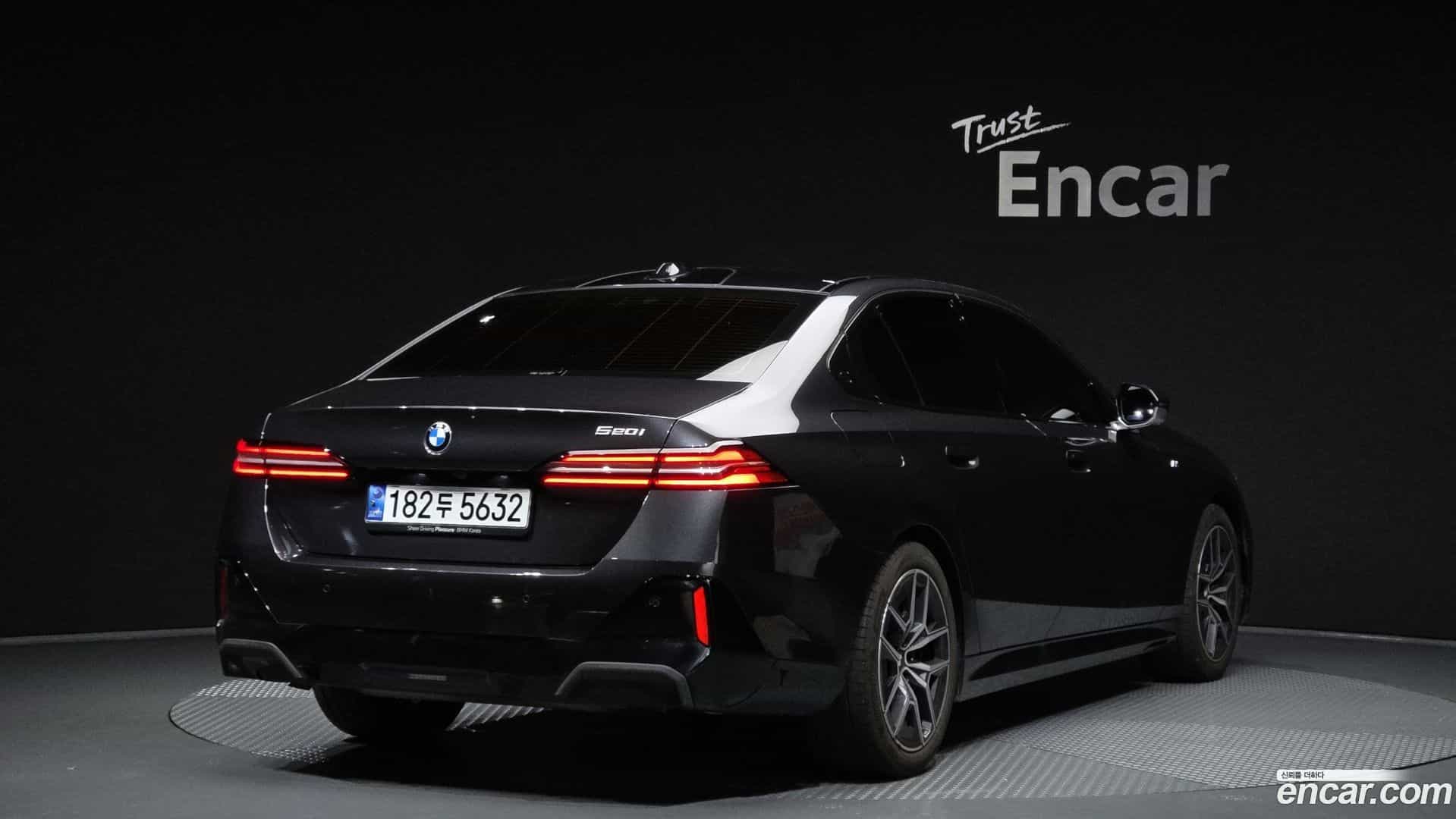 5-Series BMW 2024.2-OUTER-002