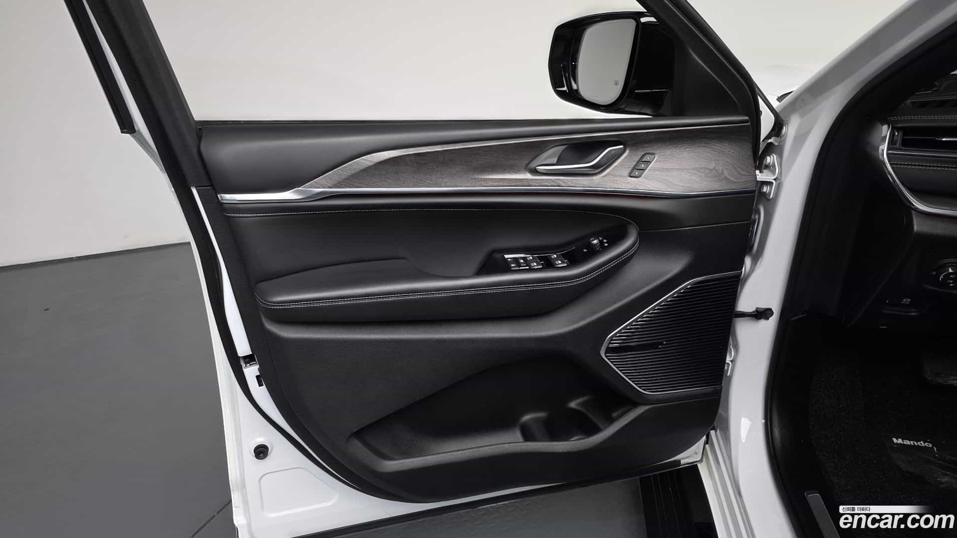 Cherokee Jeep 2022.11-INNER-034