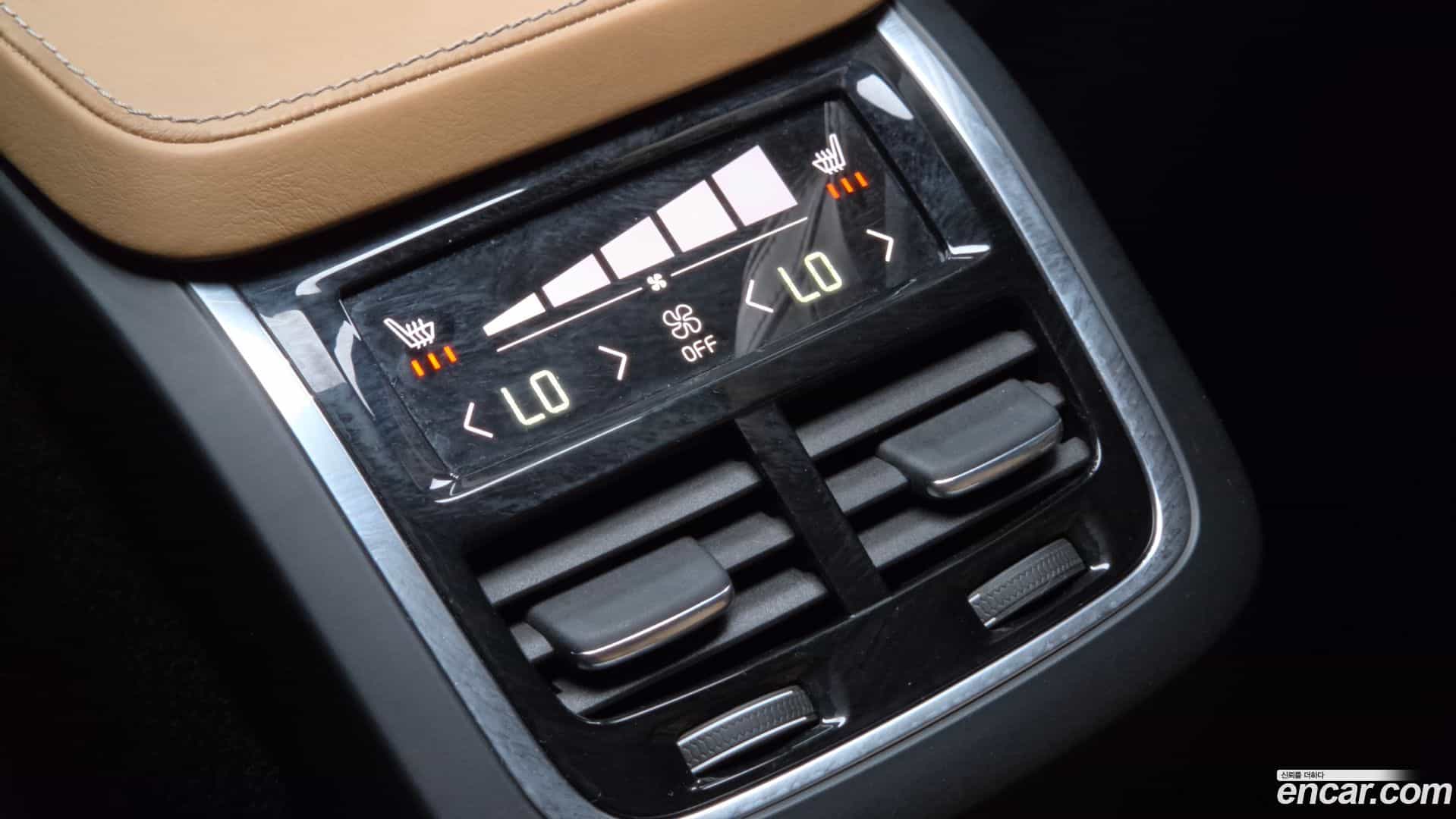 XC90 Volvo 2016.7-OPTION-023