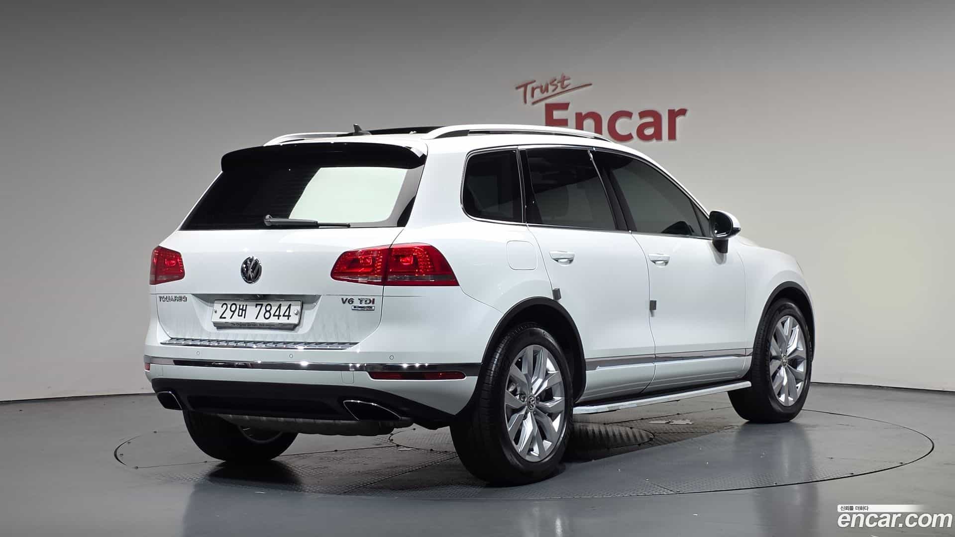 Touareg Volkswagen 2016.8-OUTER-002