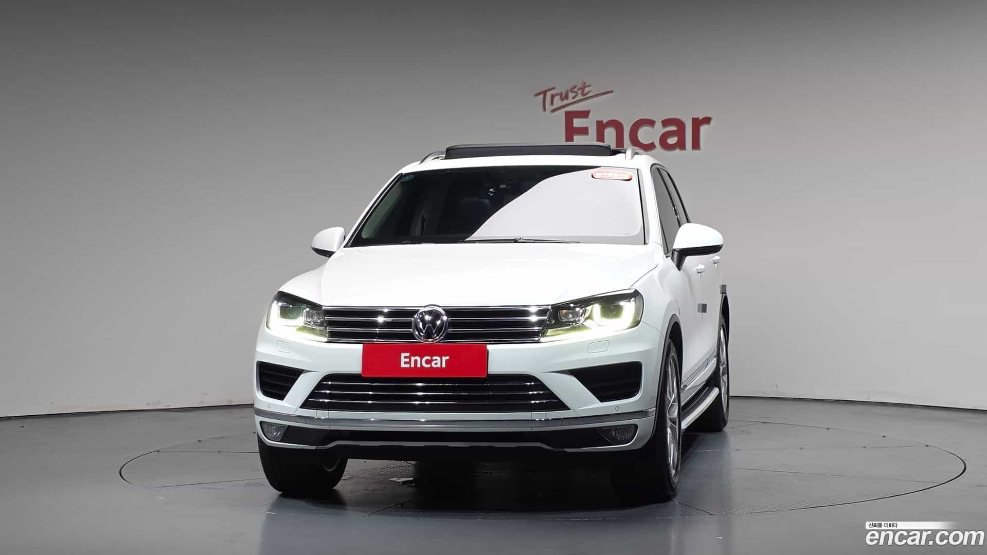 Touareg Volkswagen 2016.8-OUTER-003