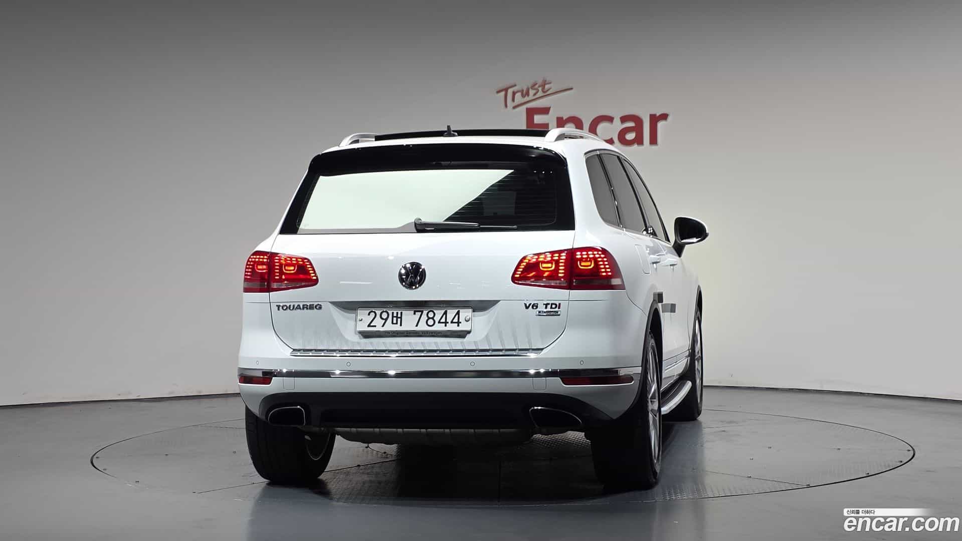 Touareg Volkswagen 2016.8-OUTER-004