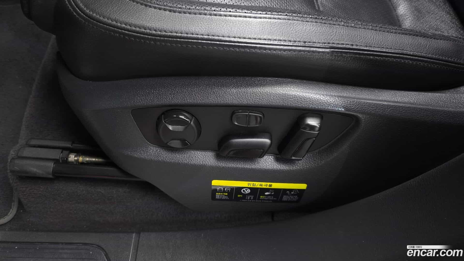 Touareg Volkswagen 2016.8-OPTION-047