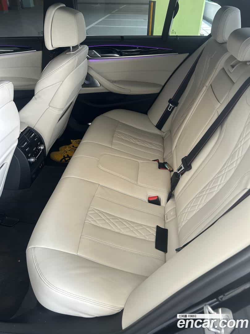5-Series BMW 2022.10-OPTION-015