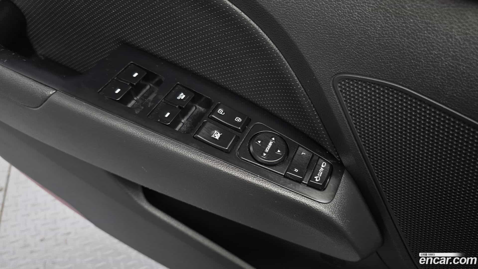 AVANTE Hyundai 2019.11-OPTION-024