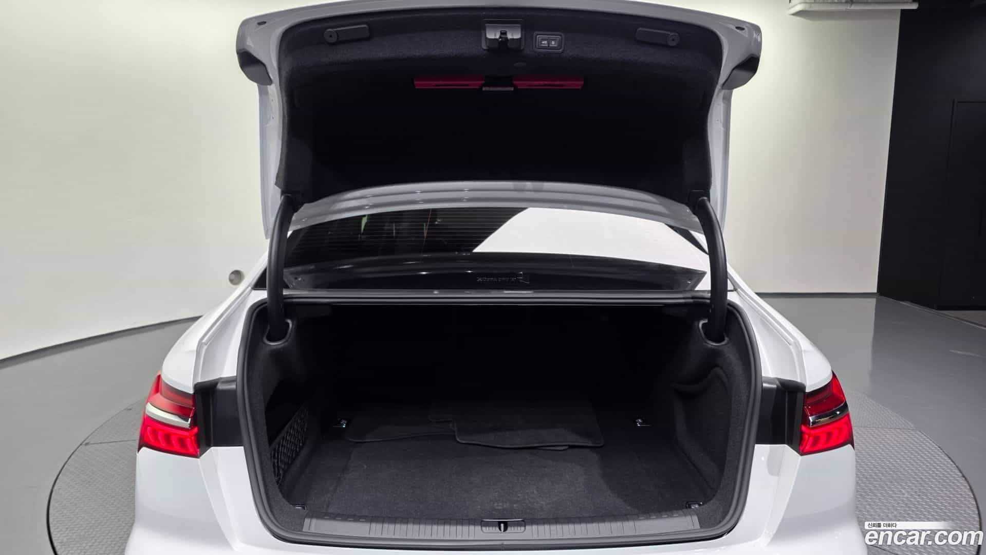 A6 Audi 2021.0-OPTION-024