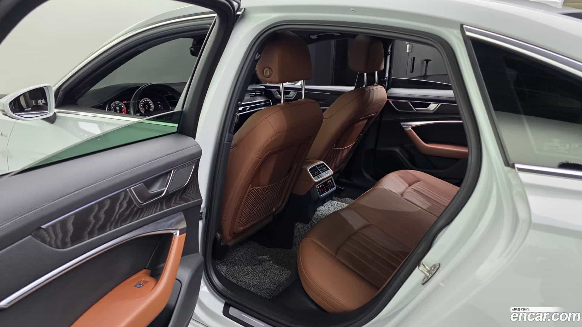 A6 Audi 2021.0-INNER-036