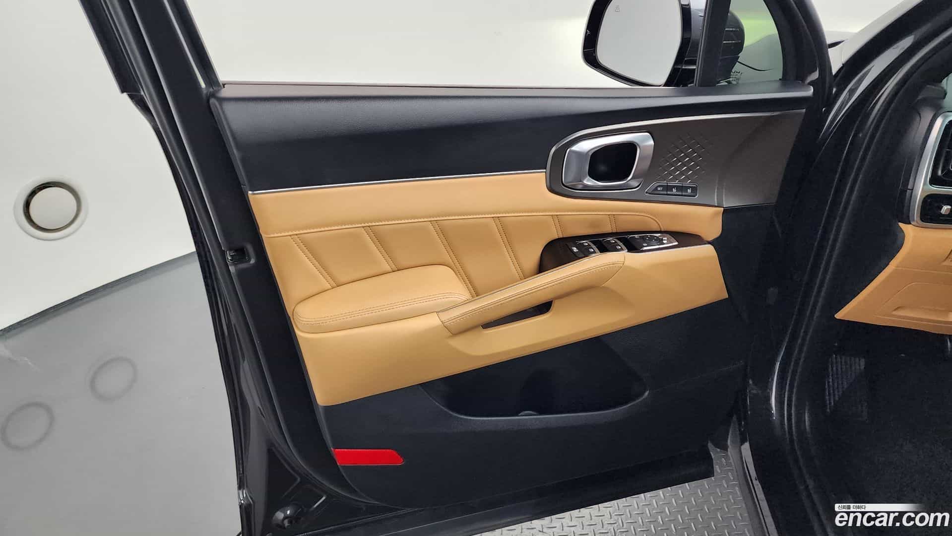 Sorento Kia 2022.6-INNER-034