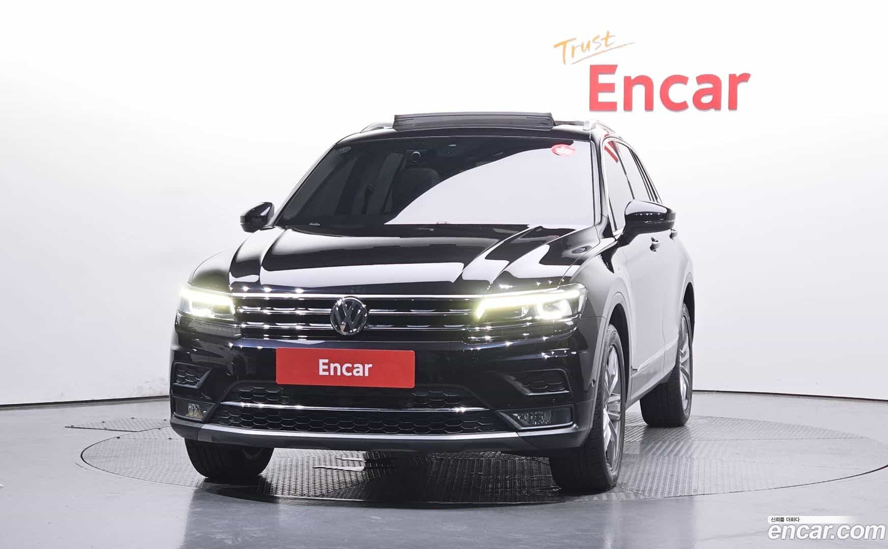 Tiguan Volkswagen 2018.6-OUTER-003