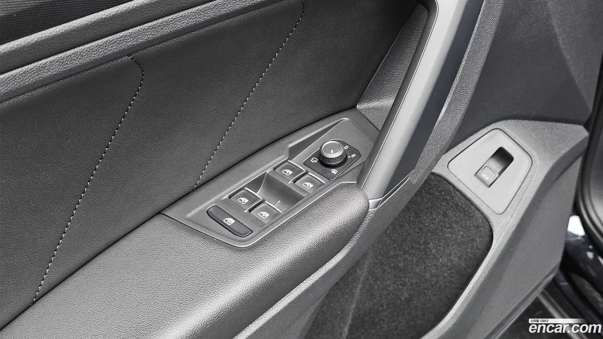 Tiguan Volkswagen 2018.6-OPTION-022