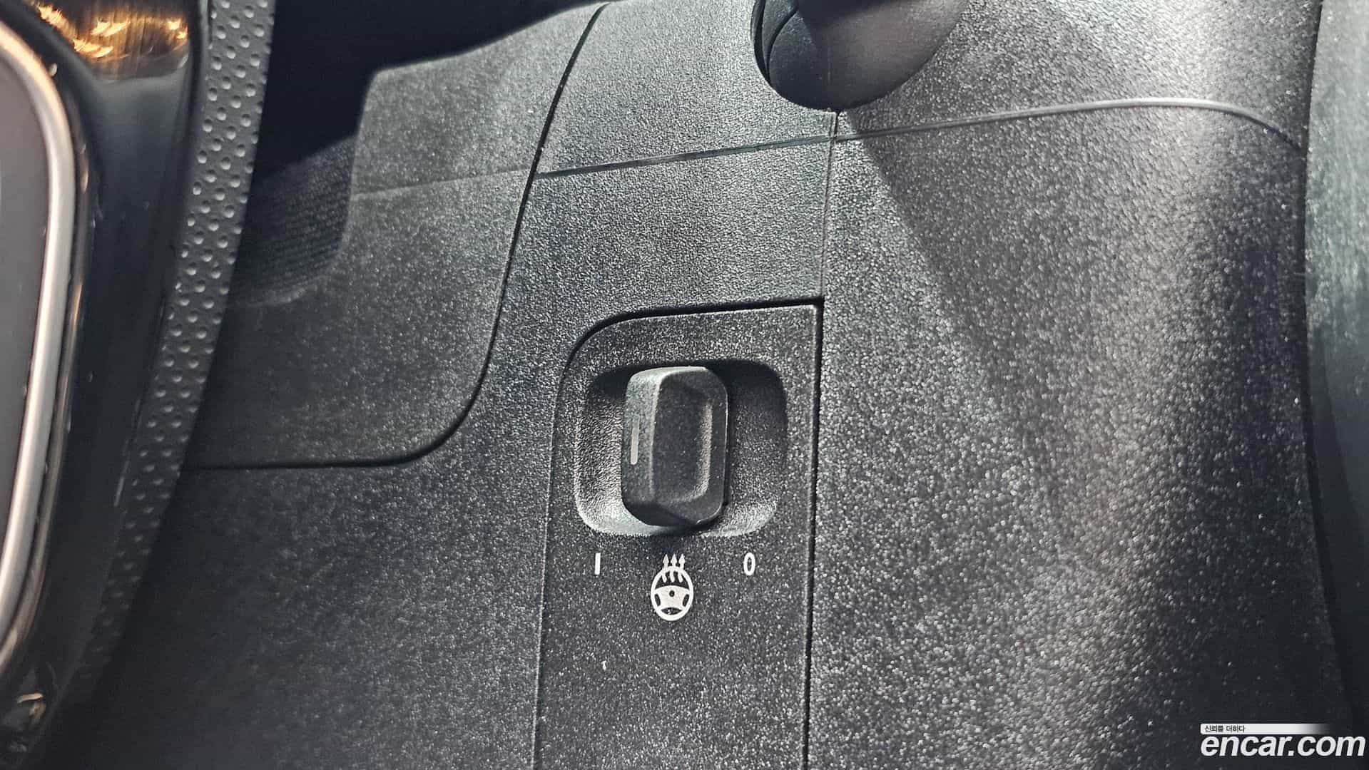 CLA-Class Mercedes-Benz 2024.7-OPTION-024