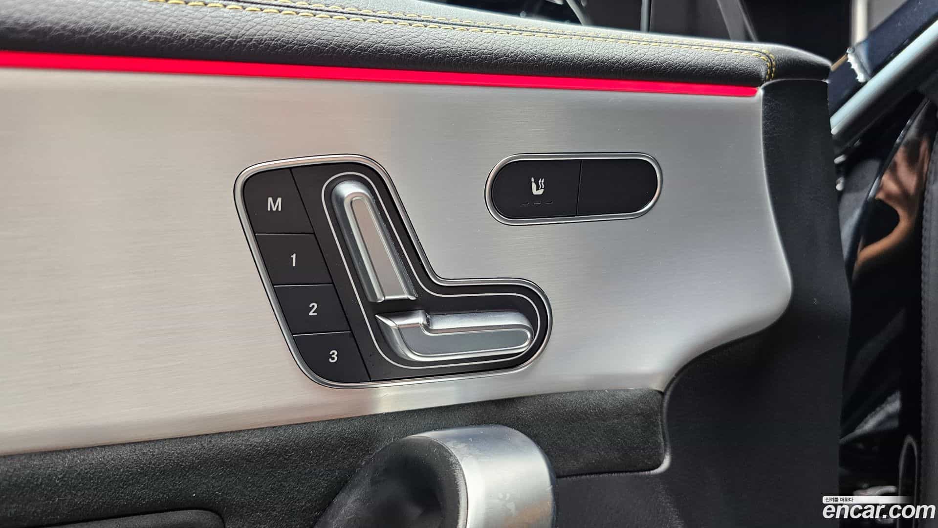 CLA-Class Mercedes-Benz 2024.7-OPTION-042