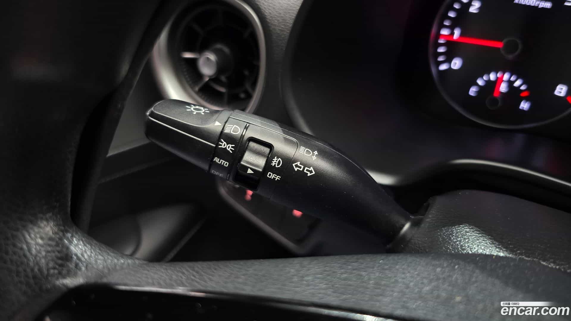 K3 Kia 2018.6-OPTION-041
