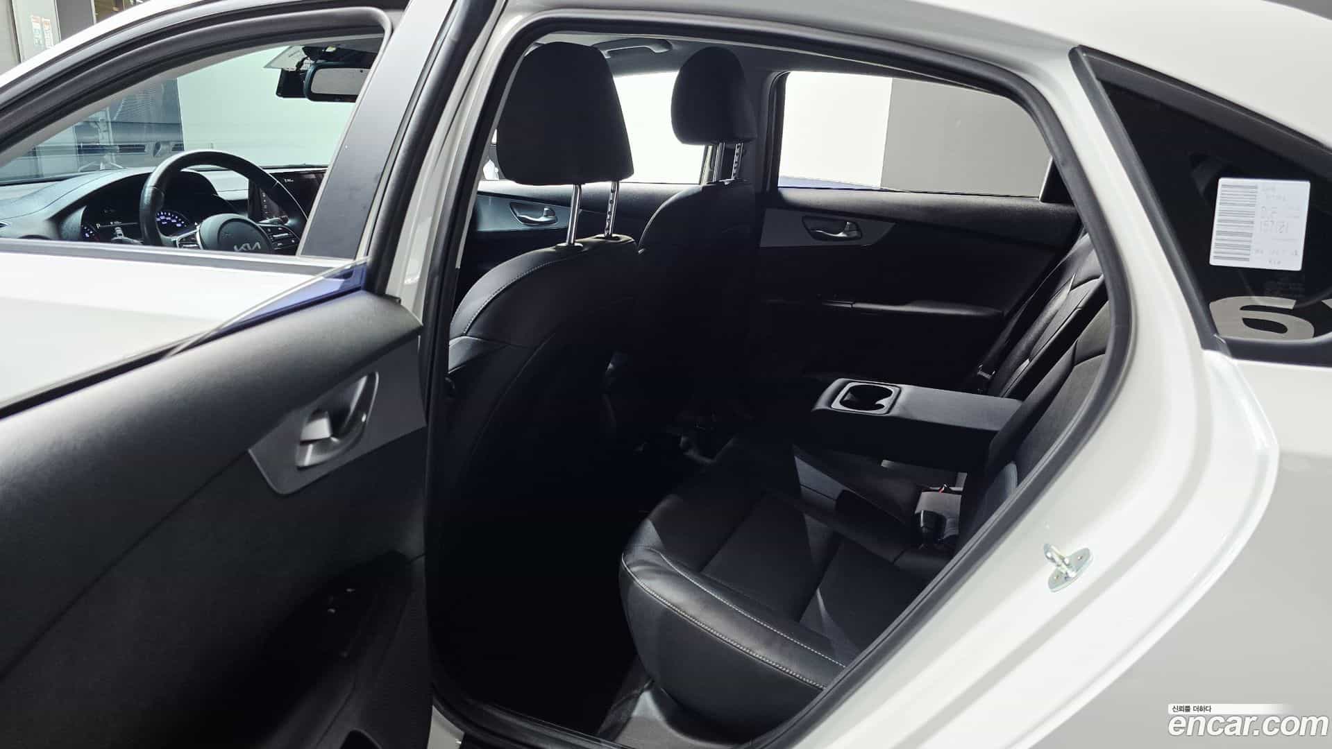 K3 Kia 2022.7-OPTION-015