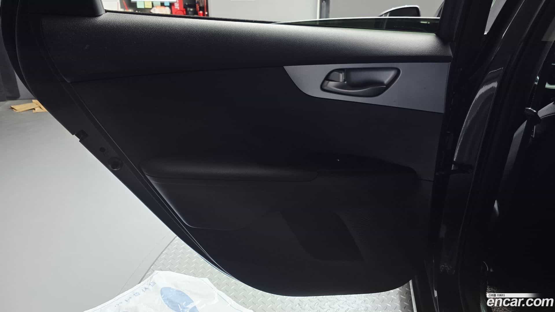 K3 Kia 2022.1-INNER-035