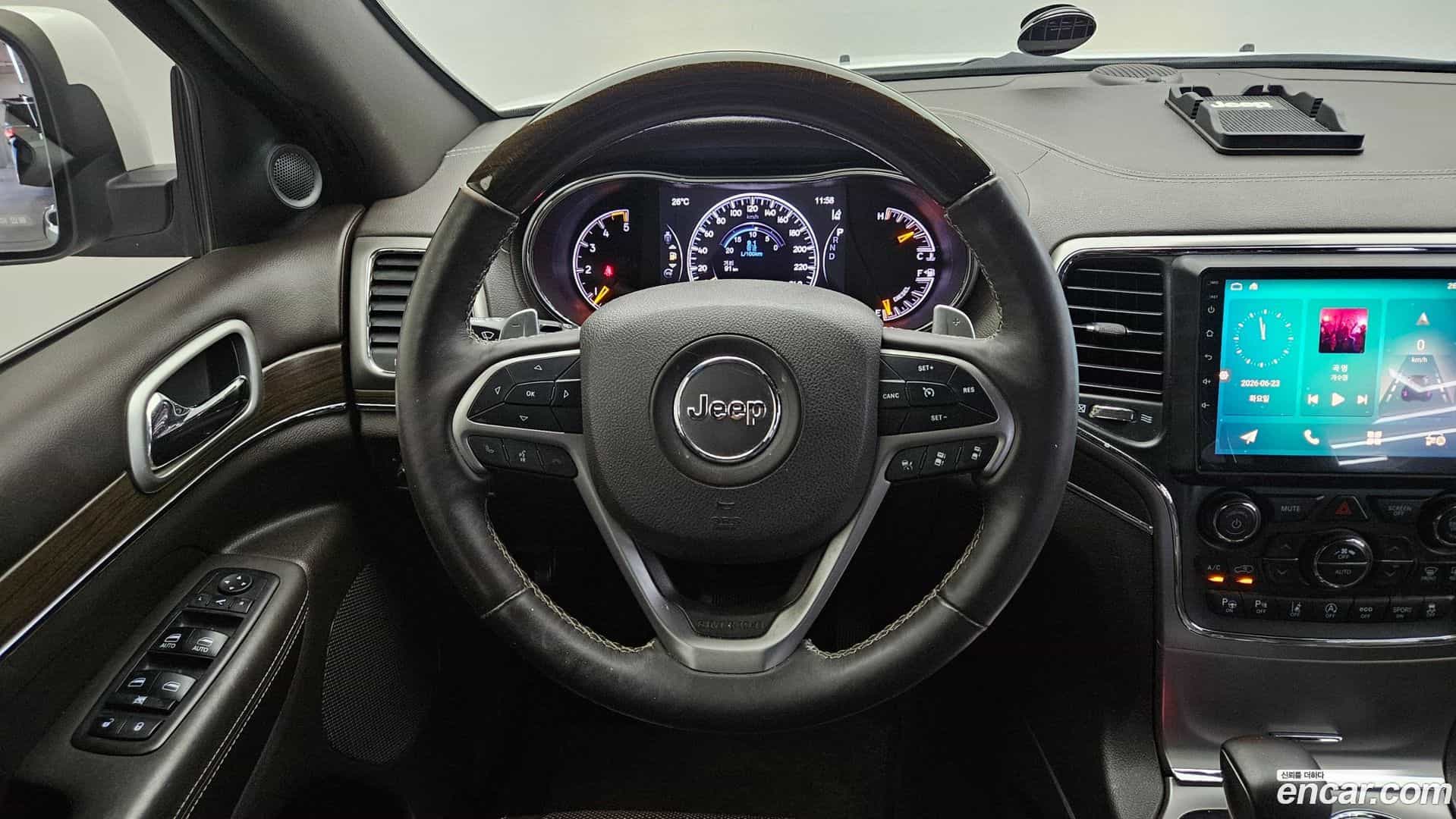 Cherokee Jeep 2018.8-OPTION-018